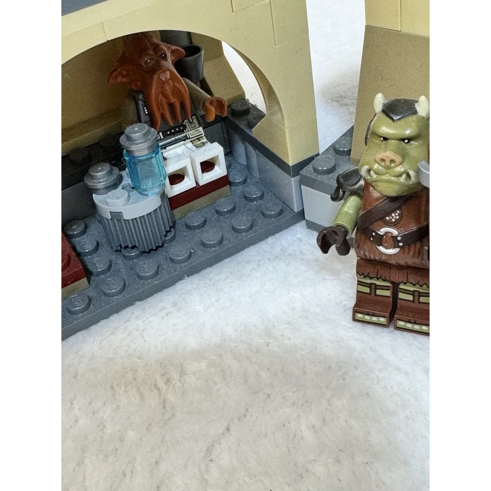 LEGO Star Wars Boba Fett's Throne Room 75326 All 7 Minifigures Instructions